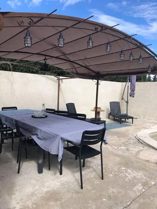 Holiday home Maison Provencale Pernes-les-Fontaines