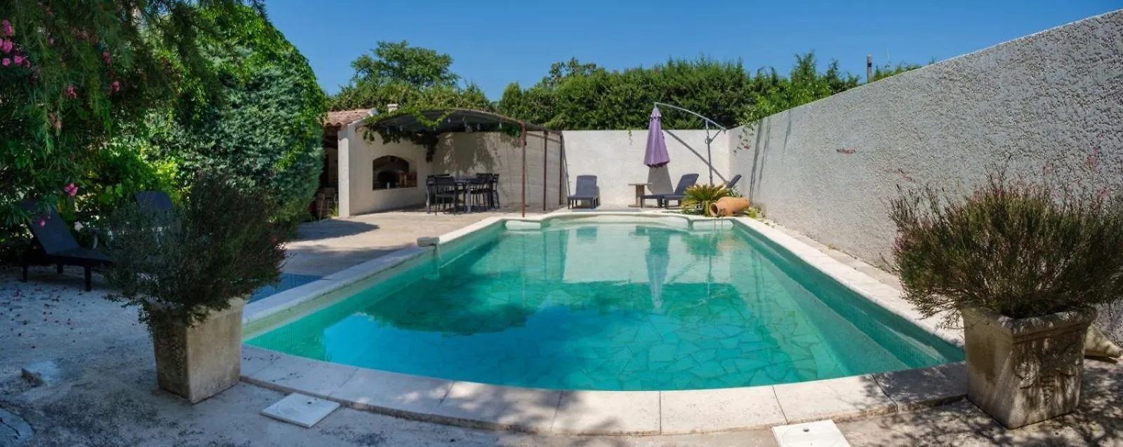 Maison Provencale Pernes-les-Fontaines 0*,