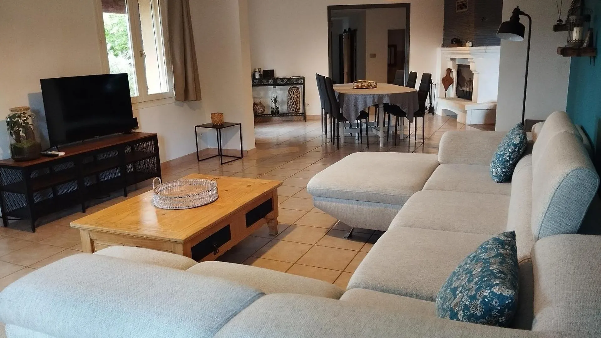 Holiday home Maison Provencale Pernes-les-Fontaines